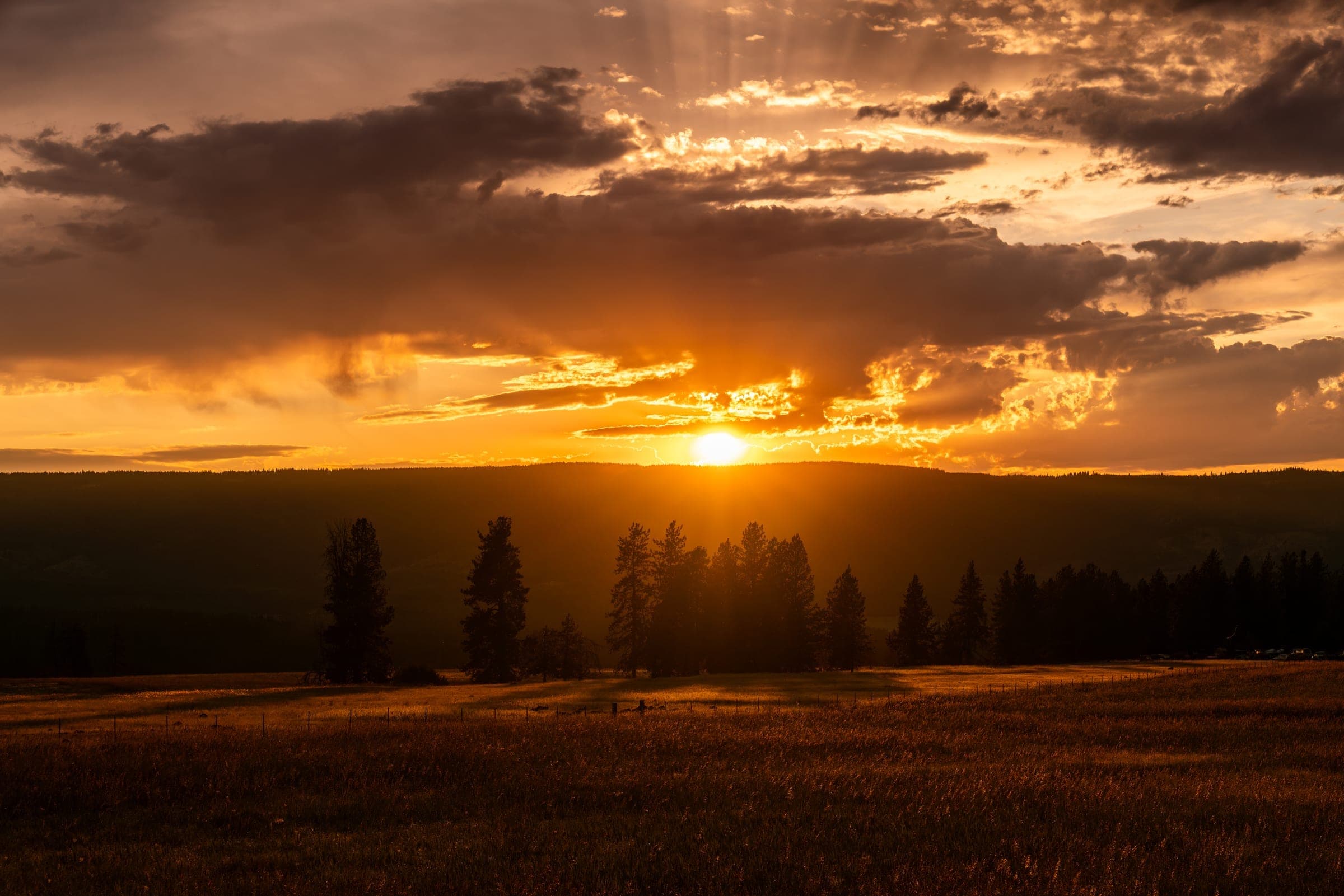 Sunset fire across the Eastern Oregon horizon